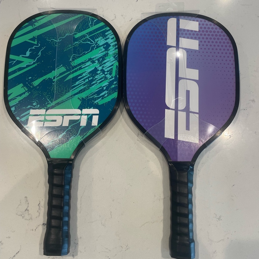 pickleball paddles